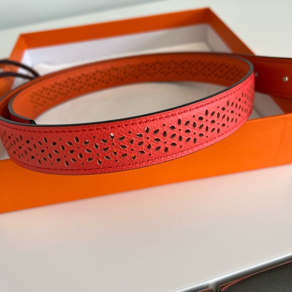 Hermes Reversible Belt - New, Never Worn Orange and Rose Jaipur - Picture 5 of 13